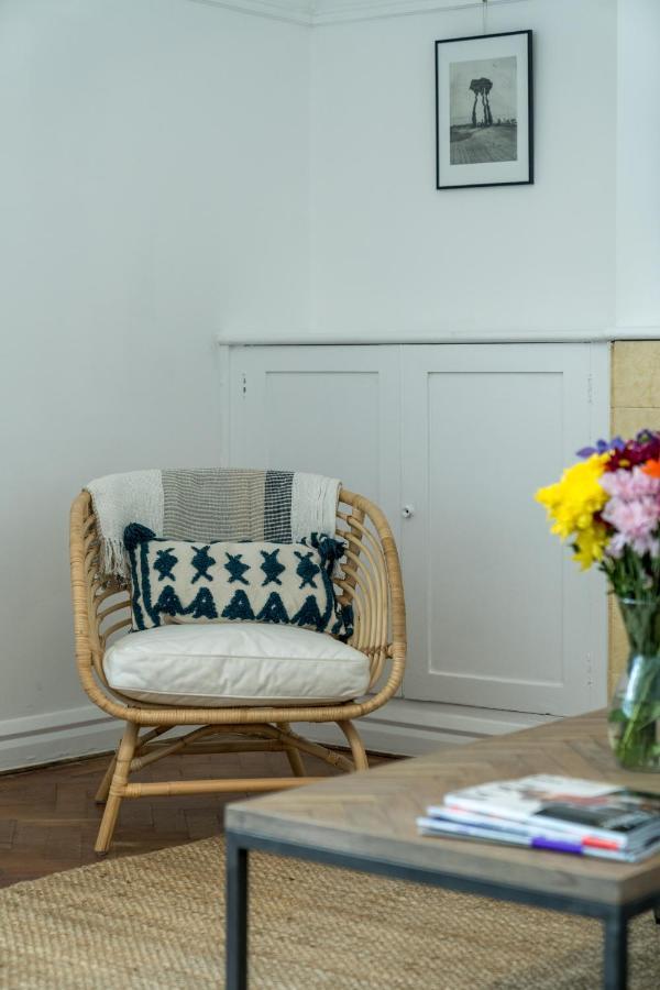 דירות לונדון Bright West Hampstead Retreat מראה חיצוני תמונה