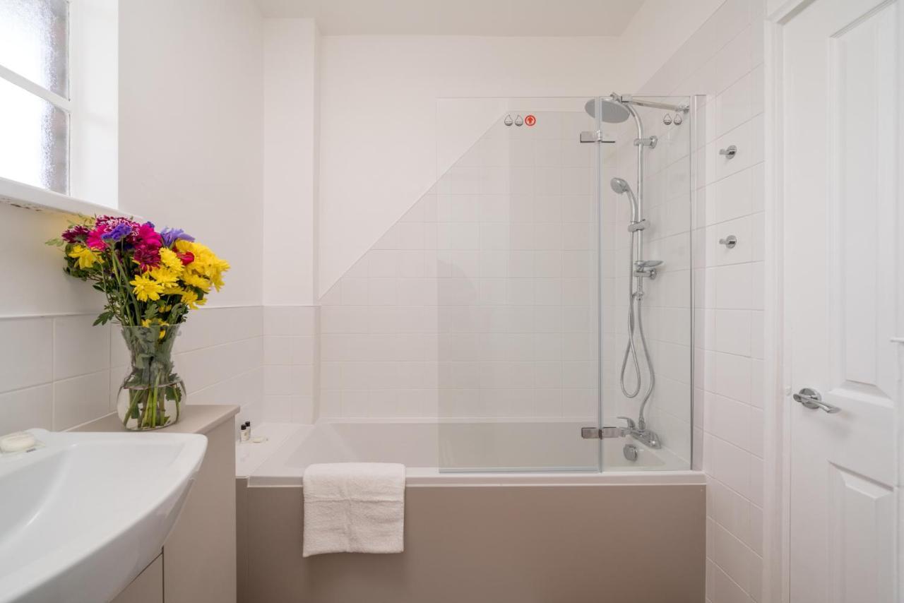 דירות לונדון Bright West Hampstead Retreat מראה חיצוני תמונה